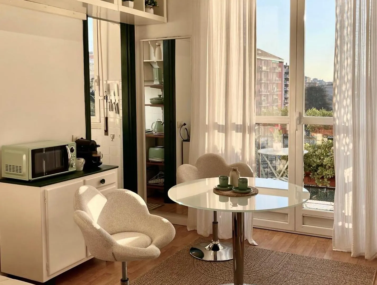 Cozy Green Studio location