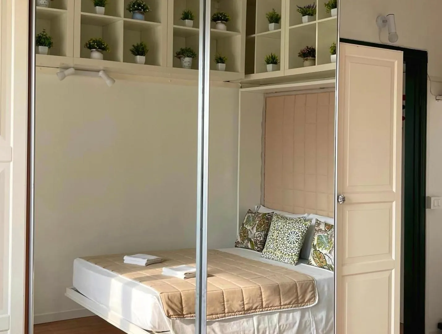 شقة Cozy Green Studio ميلان